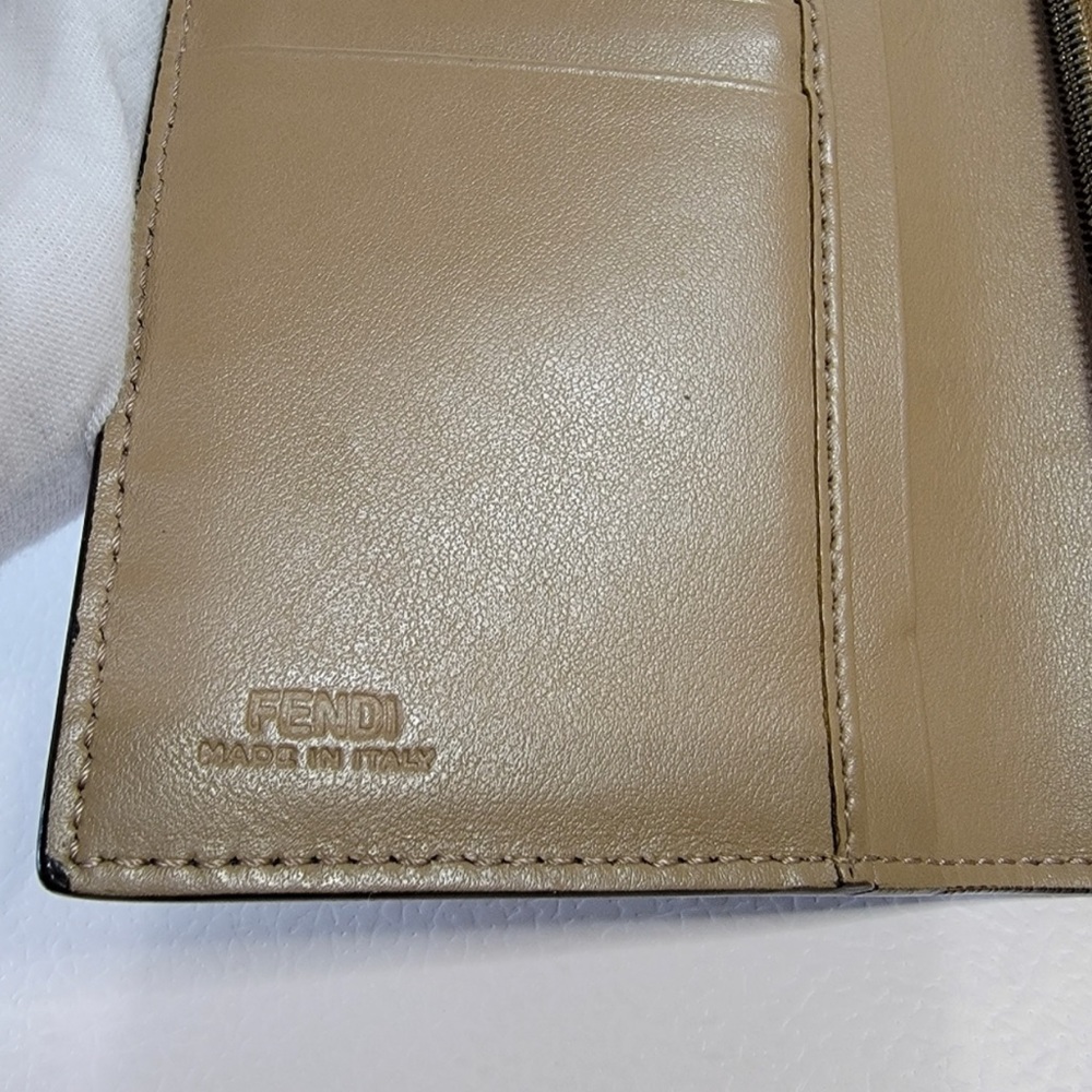 Authentic Fendi Wallet - Picture 9 of 11